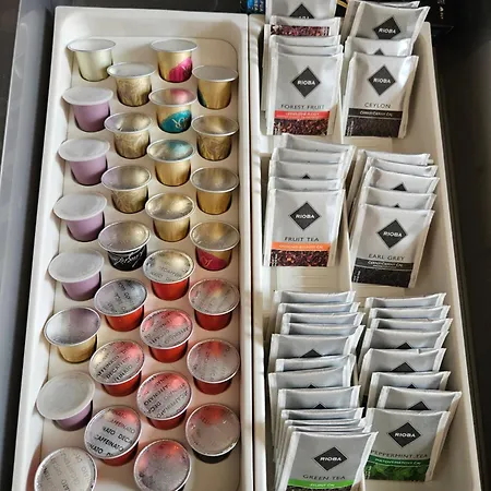 Spacious Modern Loft, 2 Bedrooms, 95m2, Free Parking Apartment *