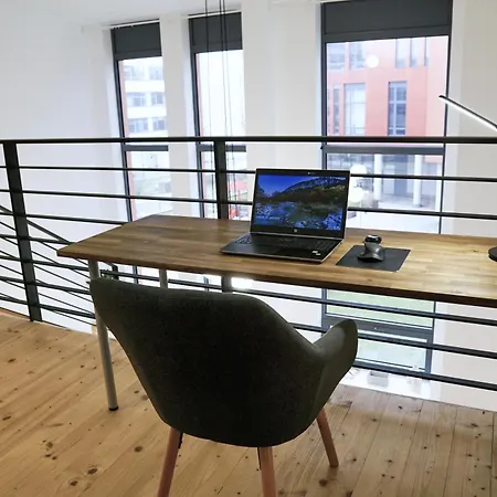 Apartment Spacious Modern Loft, 2 Bedrooms, 95m2, Free Parking *