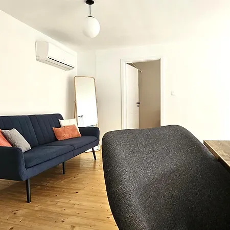 Apartment Spacious Modern Loft, 2 Bedrooms, 95m2, Free Parking *