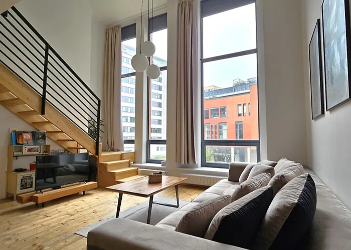 Spacious Modern Loft, 2 Bedrooms, 95m2, Free Parking Bratislava