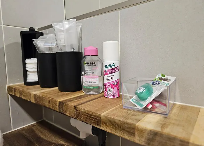 Spacious Modern Loft, 2 Bedrooms, 95m2, Free Parking * Bratysława